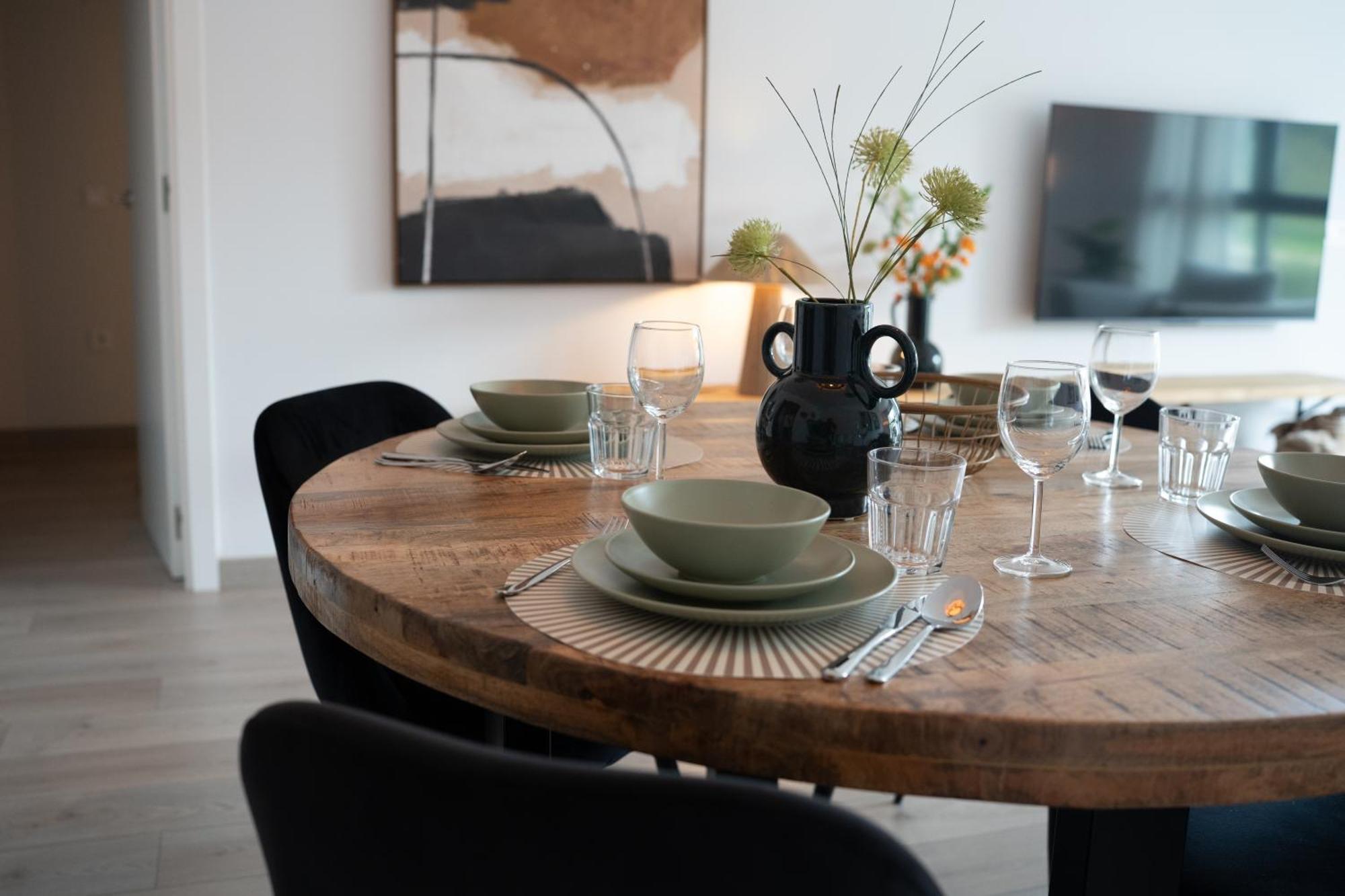 Beautiful 2-Bedroom Apartment Near Center And Beach Эстепона Экстерьер фото